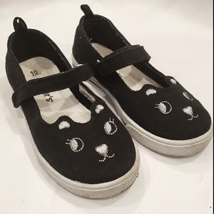 Carter's size 10 Kitty flats